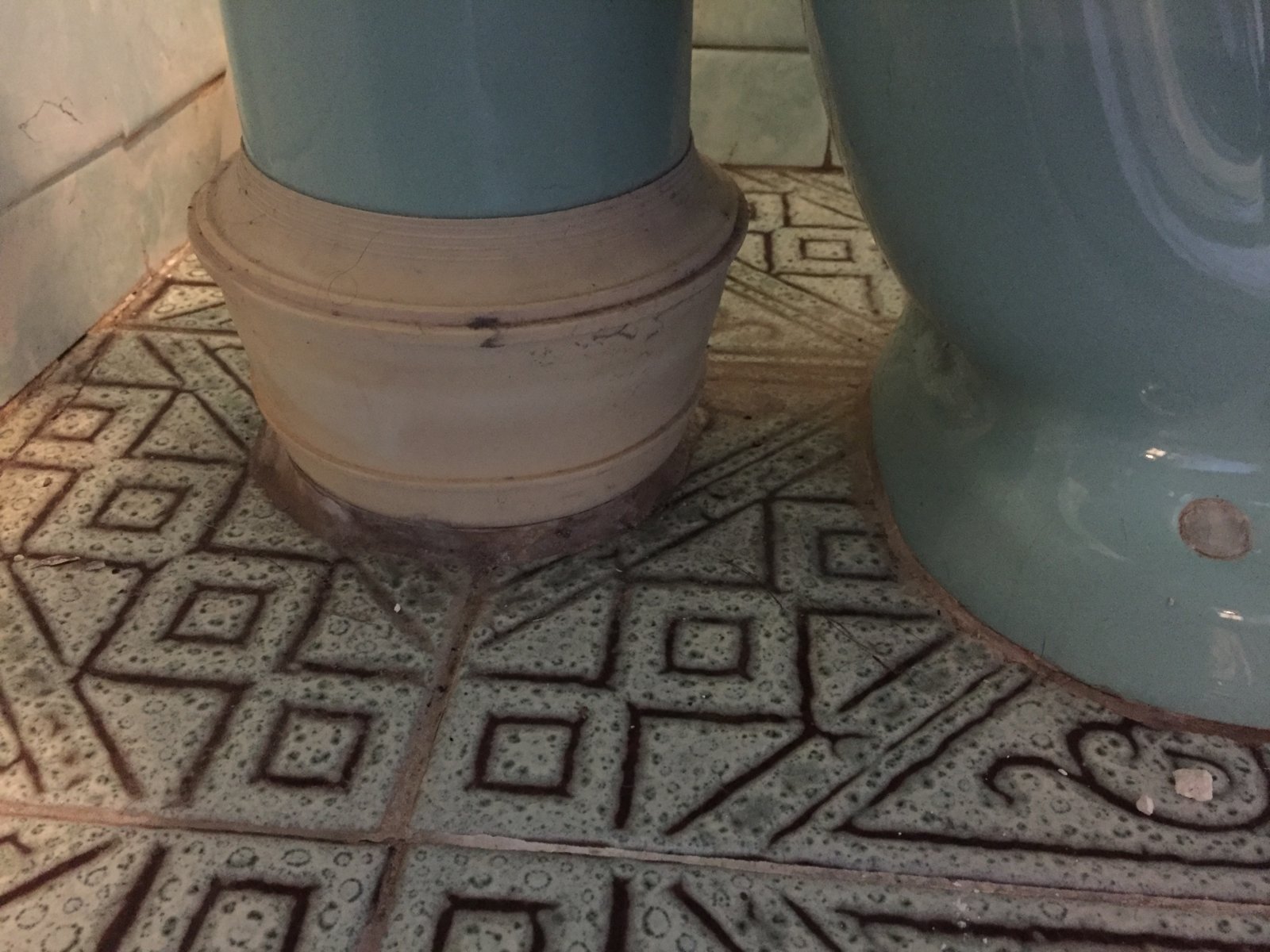 Fitting for bottomoutlet toilet DIYnot Forums