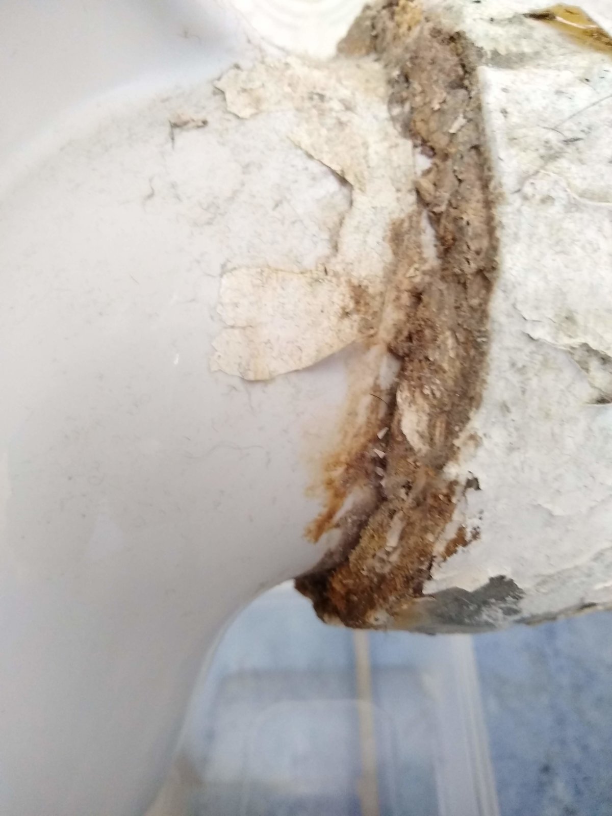 What to use to reseal toilet and soil pipe? DIYnot Forums