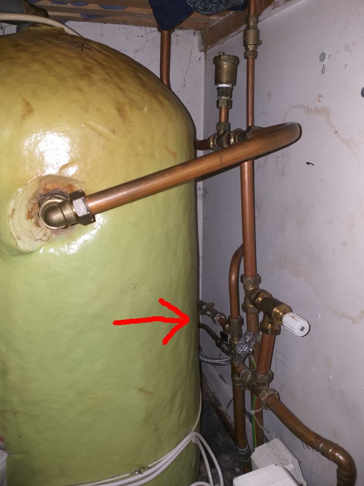 Filling loop attached in airing cupboard but no water flow DIYnot Forums
