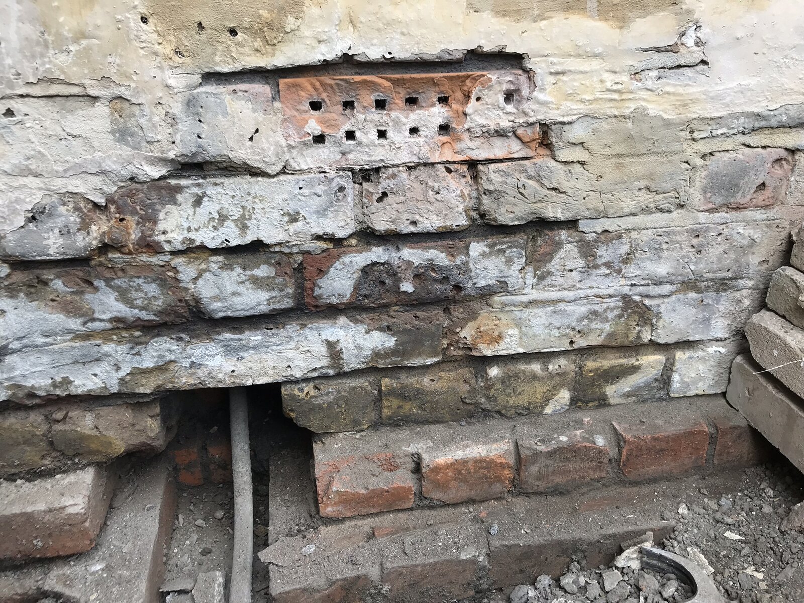 New plaster but damp issue which paint to use Page 2 DIYnot Forums