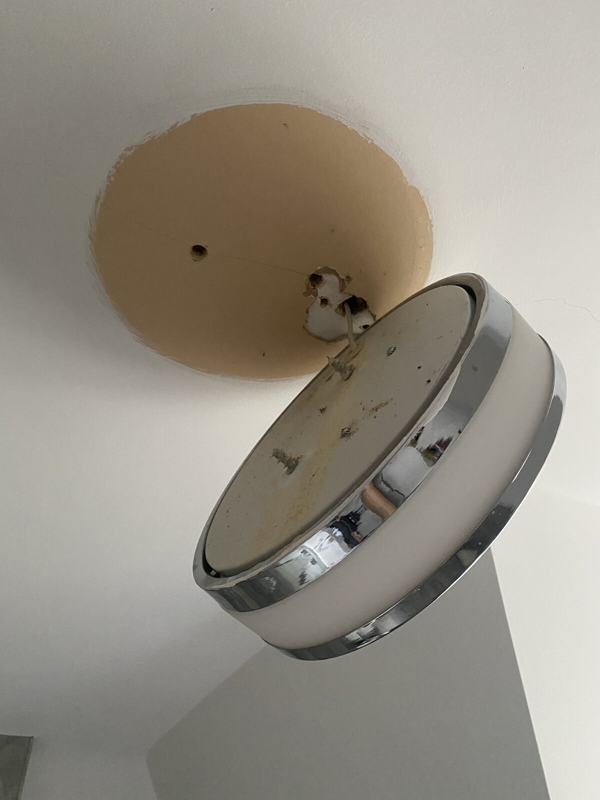 Ceiling Light Fallen Down advice needed for DIY novice DIYnot Forums