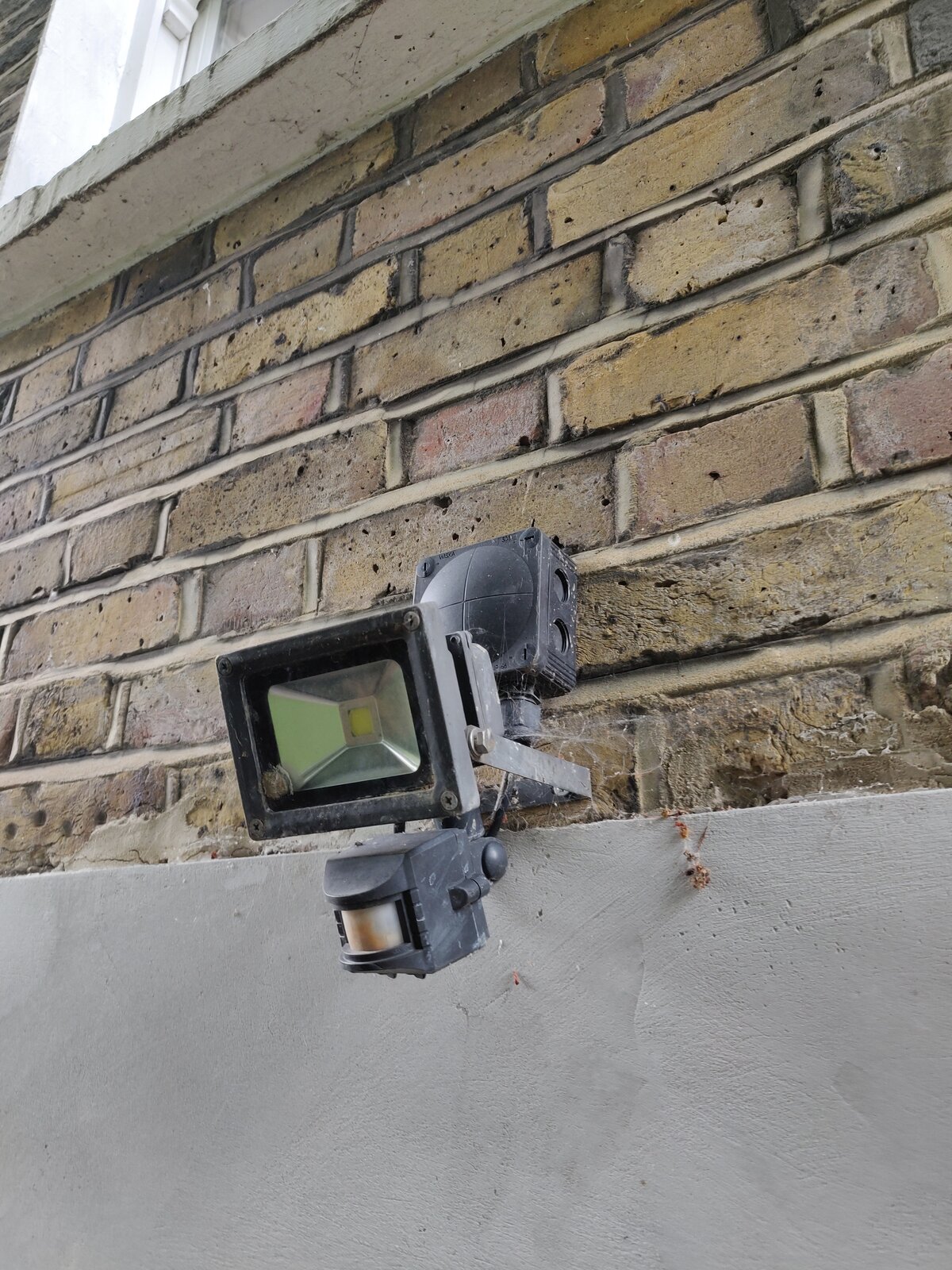 Motion sensor garden light not working DIYnot Forums