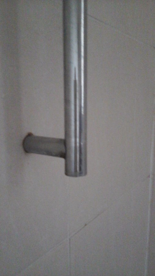 Unable to remove shower riser rail. DIYnot Forums