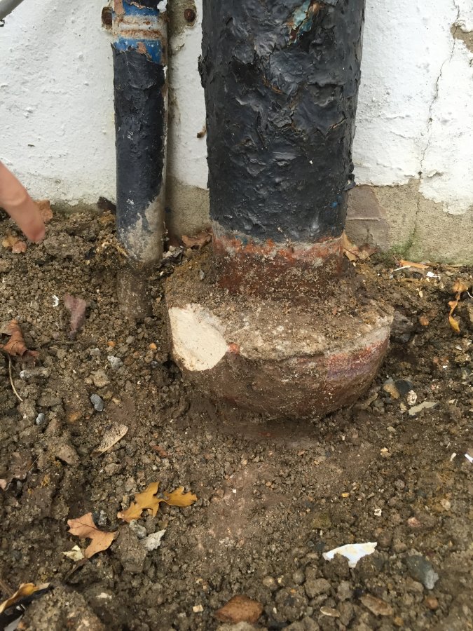 Moving soil pipe vent out from building by 50mm DIYnot Forums