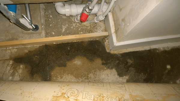 Bathroom Leak (Won't Dry Out) DIYnot Forums