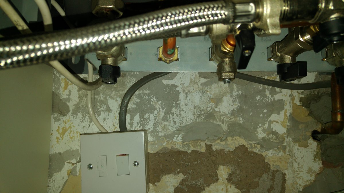 Losing pressure and now no hot water Baxo Combi 105HE DIYnot Forums