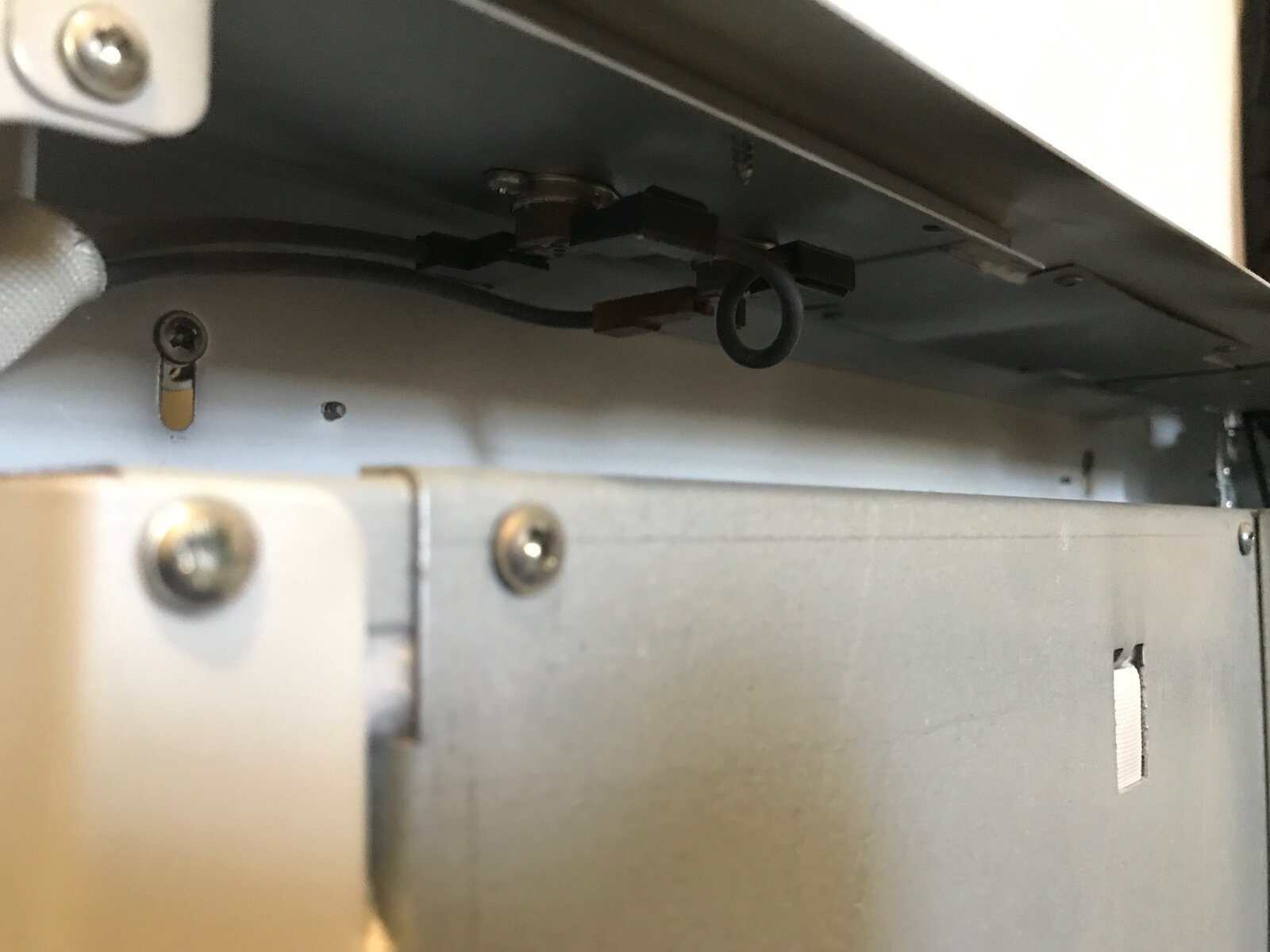 Dimplex Storage Heaters duo300i and 500i stopped working. cut out