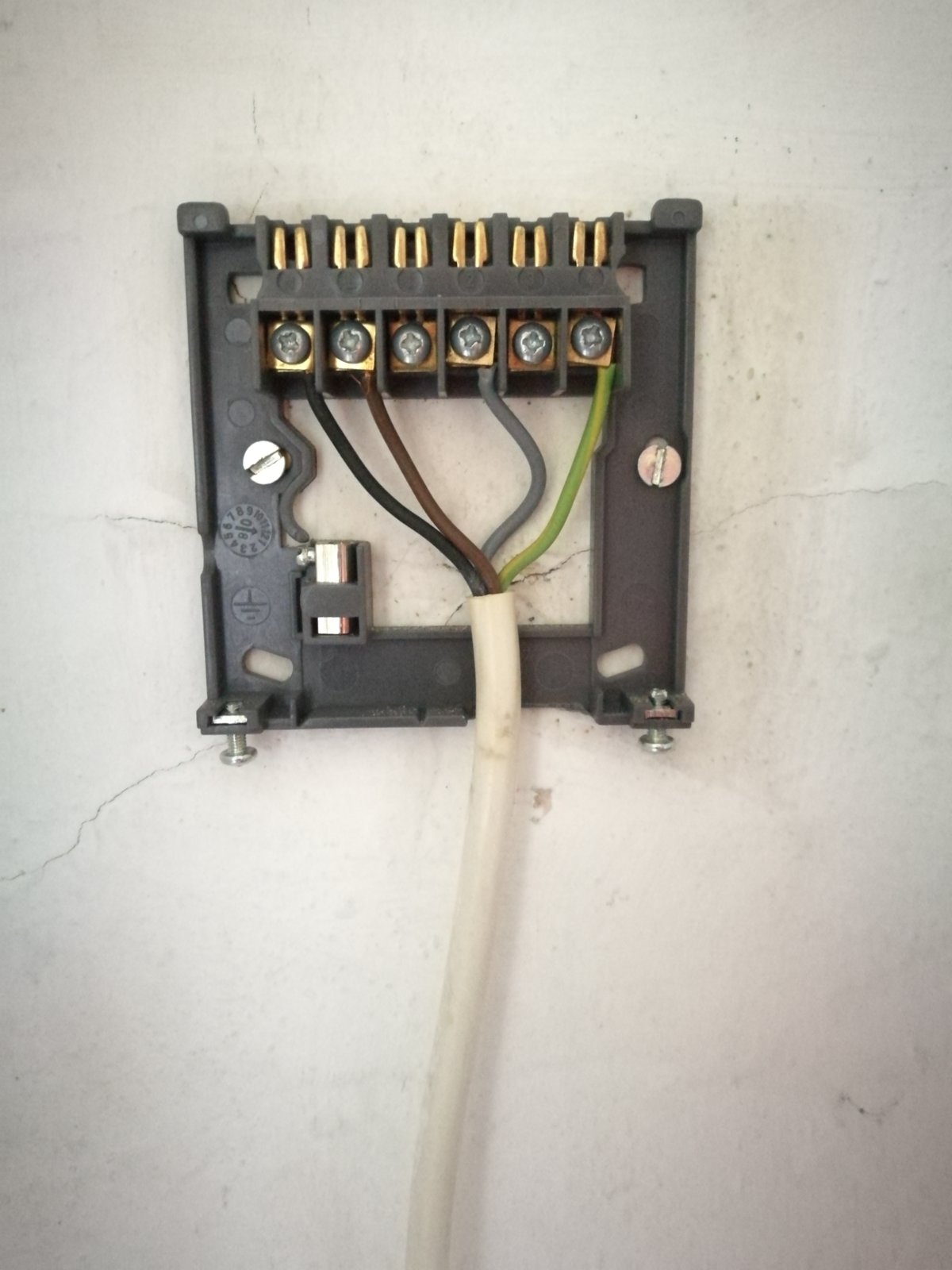 Danfoss RX1 to Hive wiring conundrum | DIYnot Forums