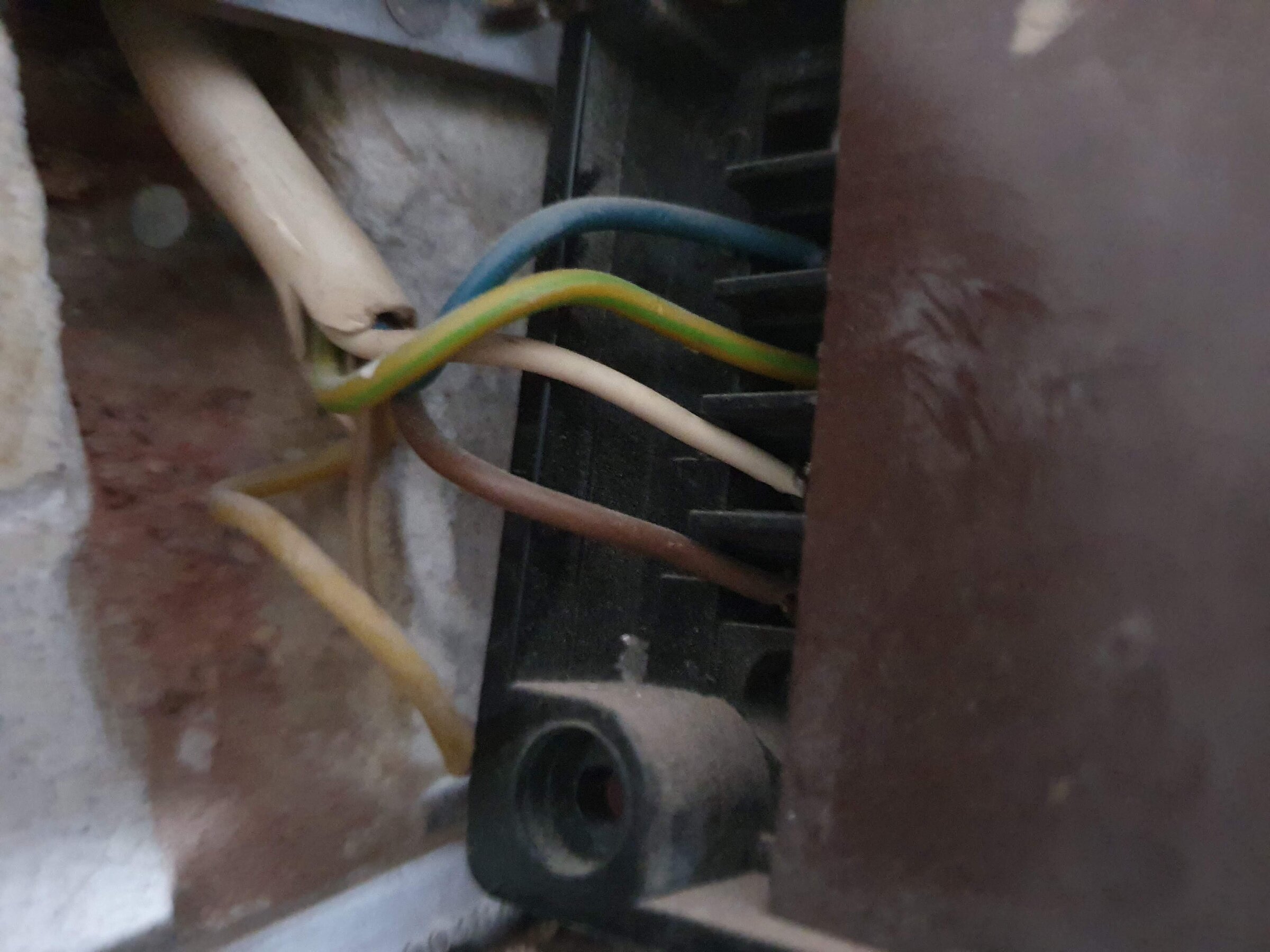 Wiring a Honeywell T6360 thermostat | DIYnot Forums