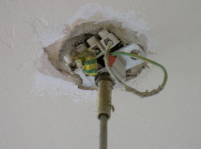 Earthing a light fitting DIYnot Forums