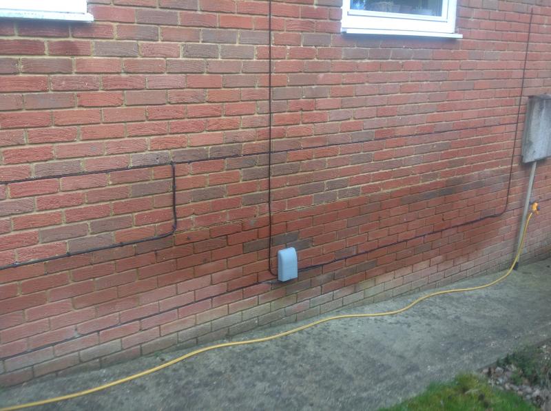 Damp Patch on External Wall DIYnot Forums