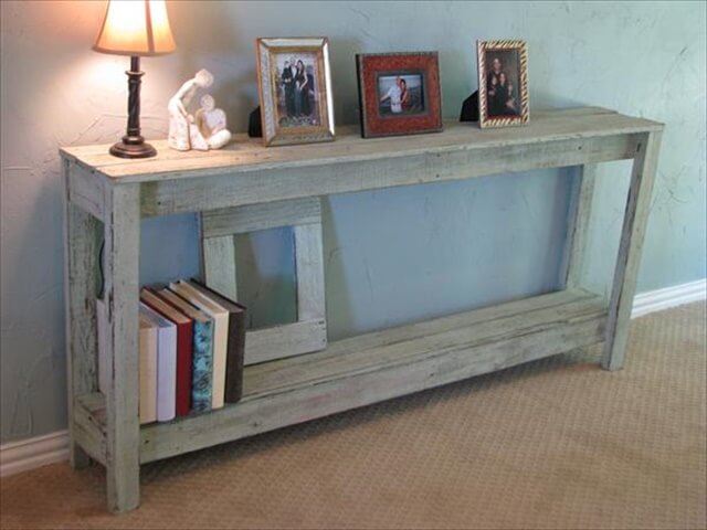 26 DIY Pallet Side Table DIY to Make
