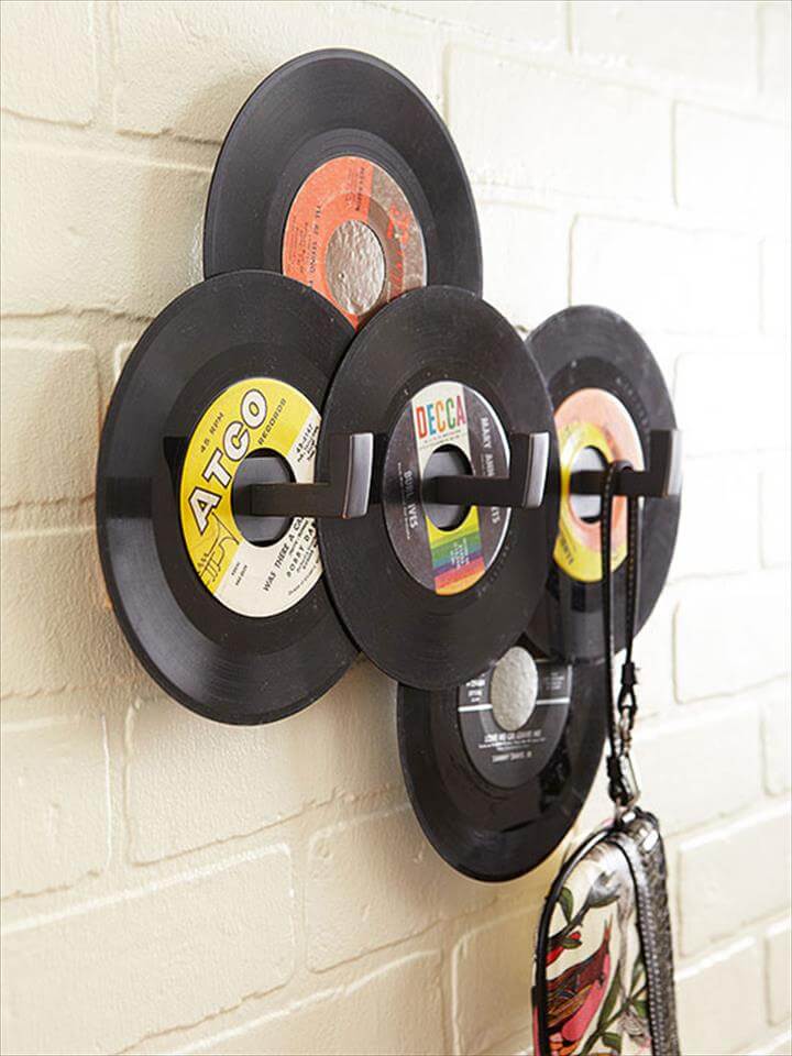 28 Awesome Projects Made From Old Records DIY to Make