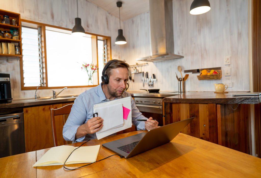 5 Benefits of VoIP For Small Business Growth DLS Services