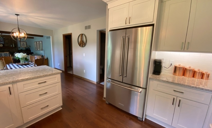 City Farmhouse Kitchen near Livonia DreamMaker Bath & Kitchen Portfolio