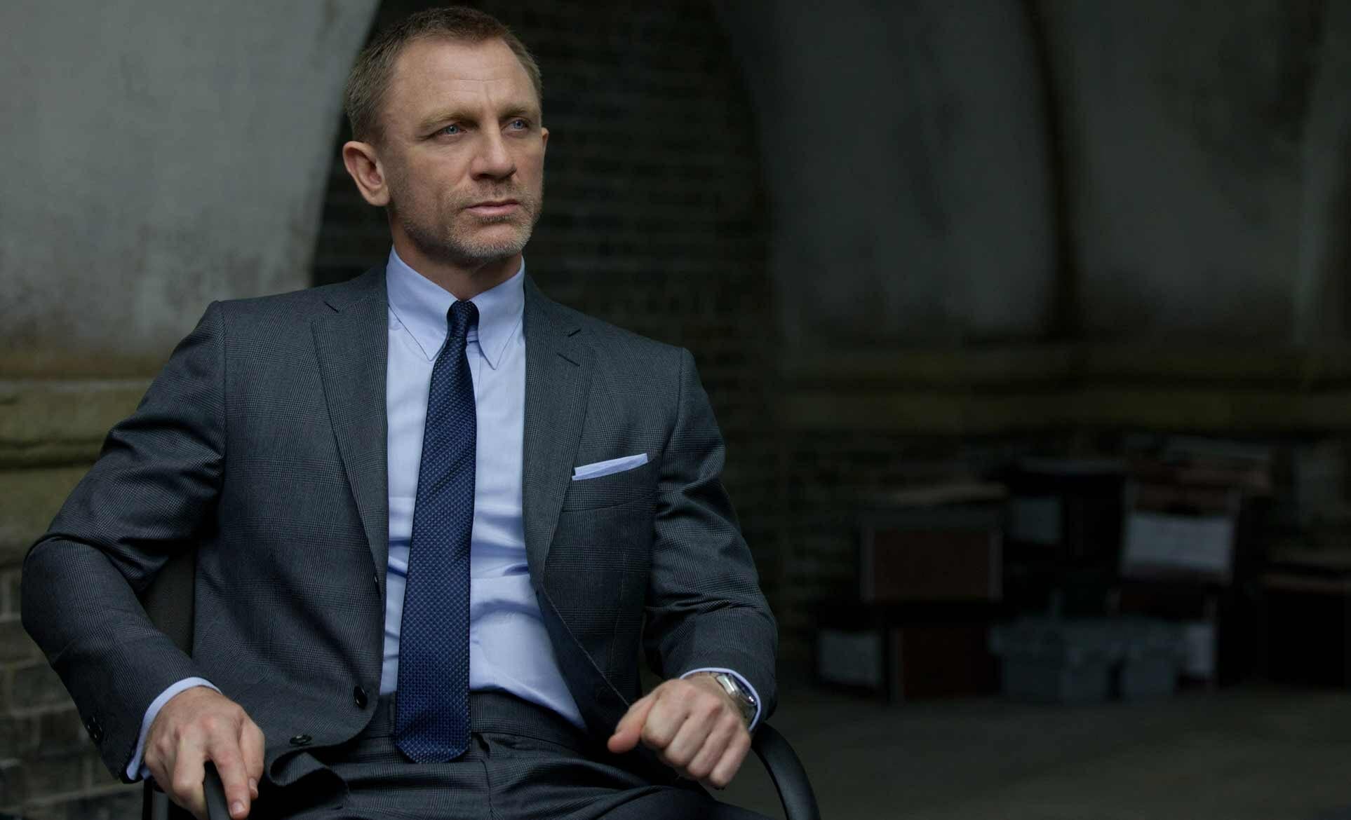 50 Ways To Wear A Grey Suit Modern Men's Guide