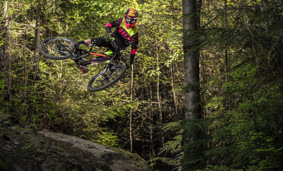 16 Best Mountain Biking Apparel & Clothing Brands