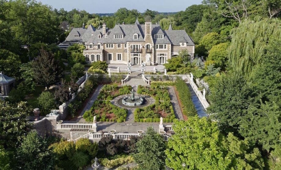 Got 85M? The Great Gatsby Mansion Is For Sale