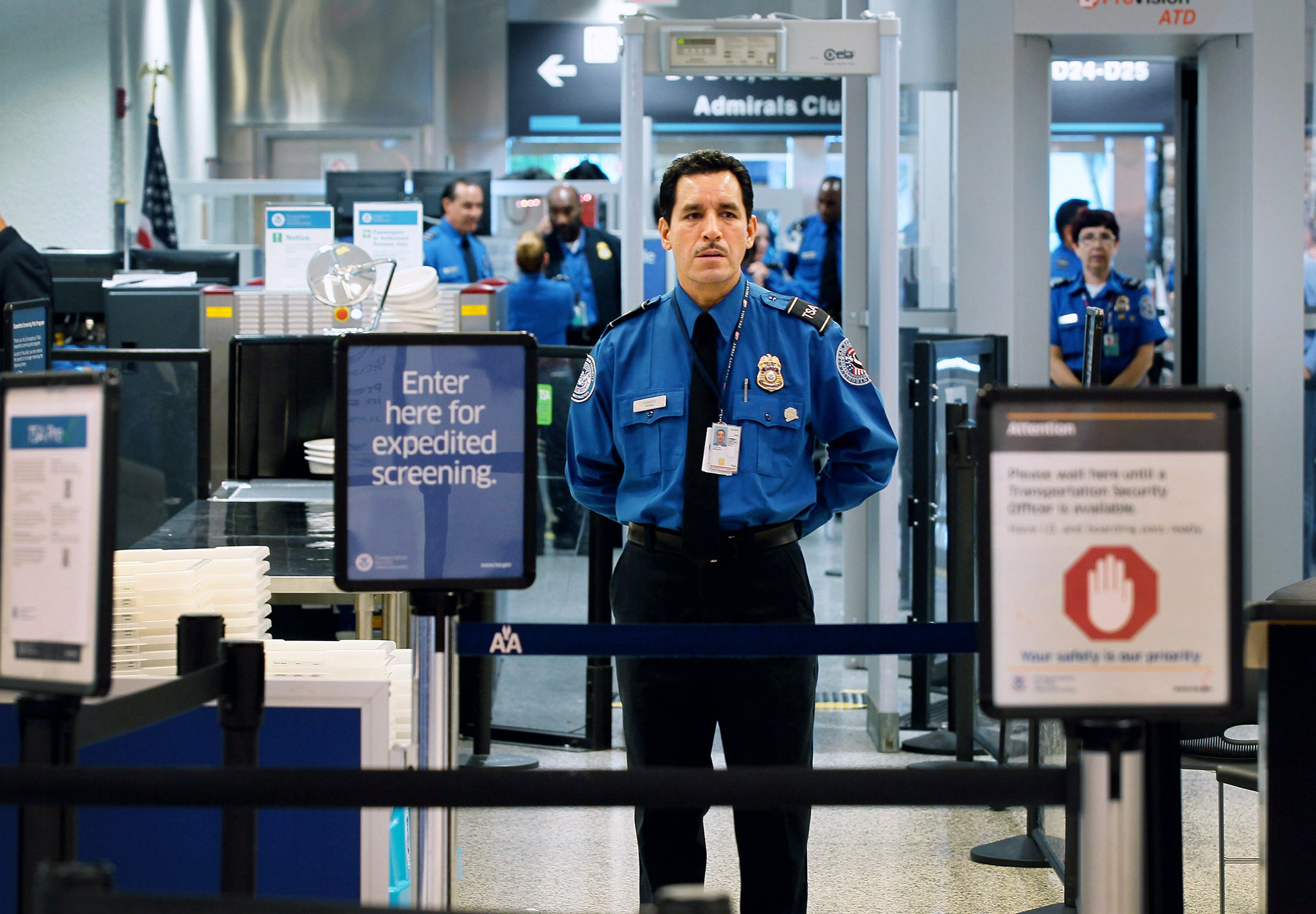 Airport Security 'Red Flag' Habits That Ensure You're The Last To Board