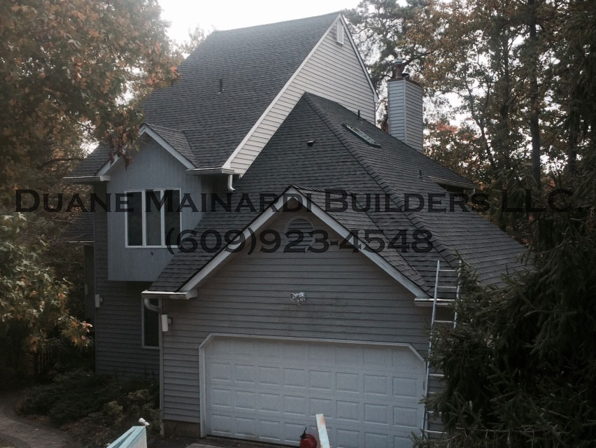 GAF Timberline Ultra HD Roofing System with Charcoal Shingles South