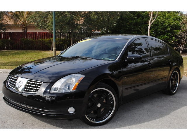 2005 Nissan maxima custom rims