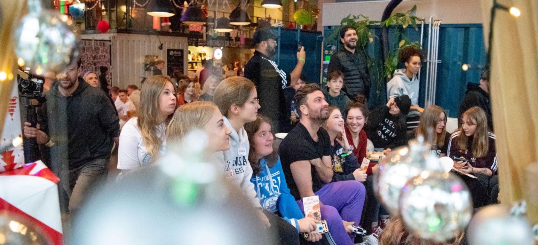 Das völlig verrückte Weihnachtsfest mit Marteria im DOCK INN 2019