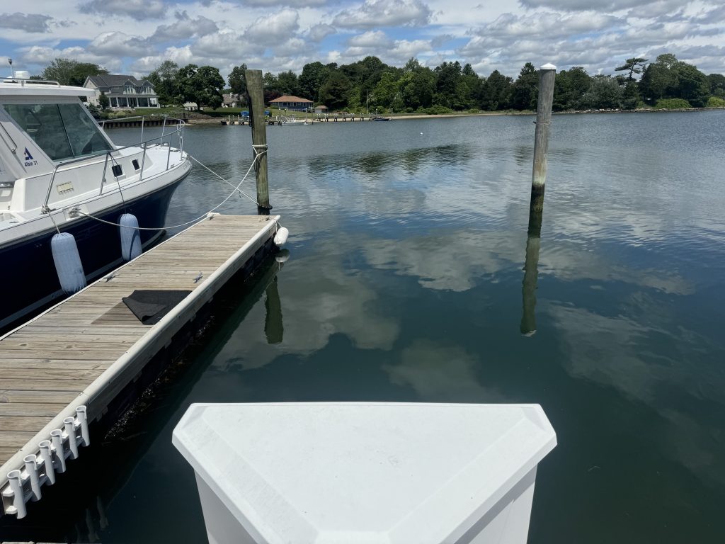 Niantic Dockominium Boat Slip Avail for 24’ season. 5,500 full Season