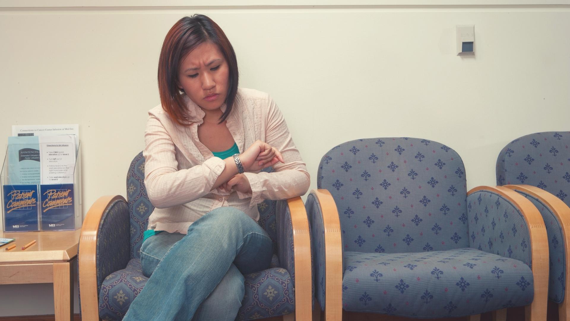 6 Easy Ways to Improve Patient Wait Times DocResponse