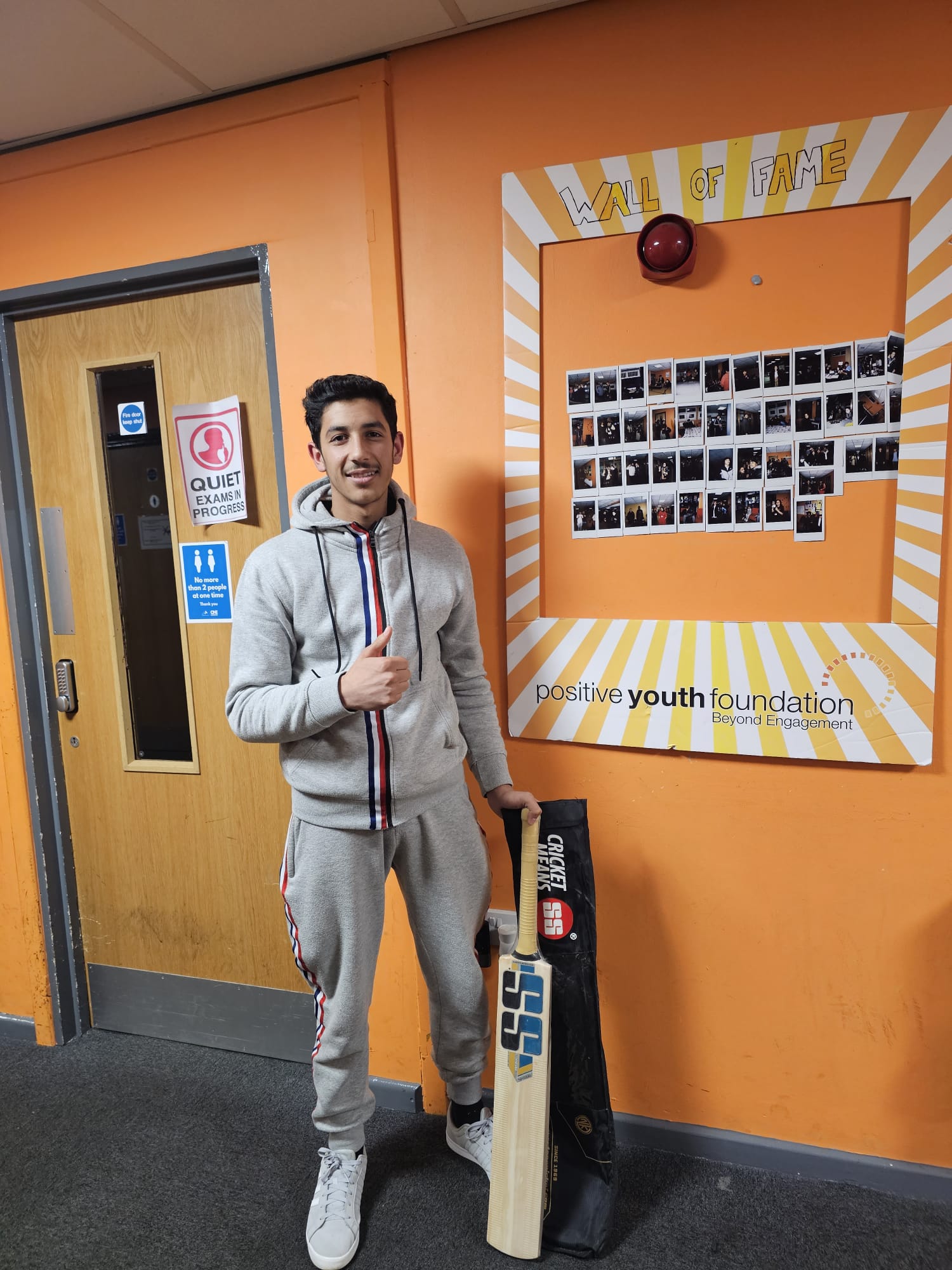 A love for cricket helped Alyas settle into his new life in Britain(04)