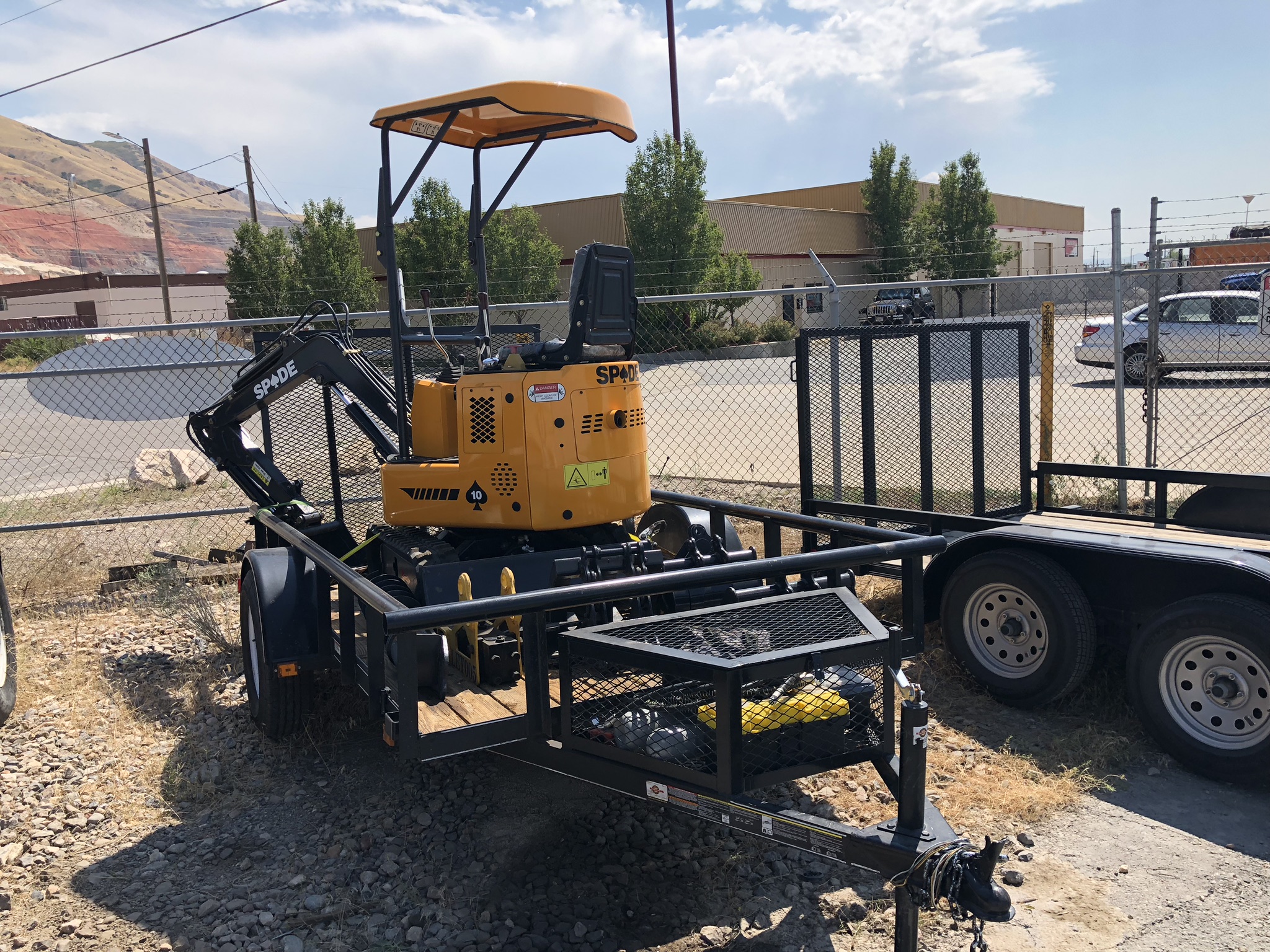 10 GATE KEEPER MINI EXCAVATOR & ATTACHMENTS Dogface Heavy Equipment