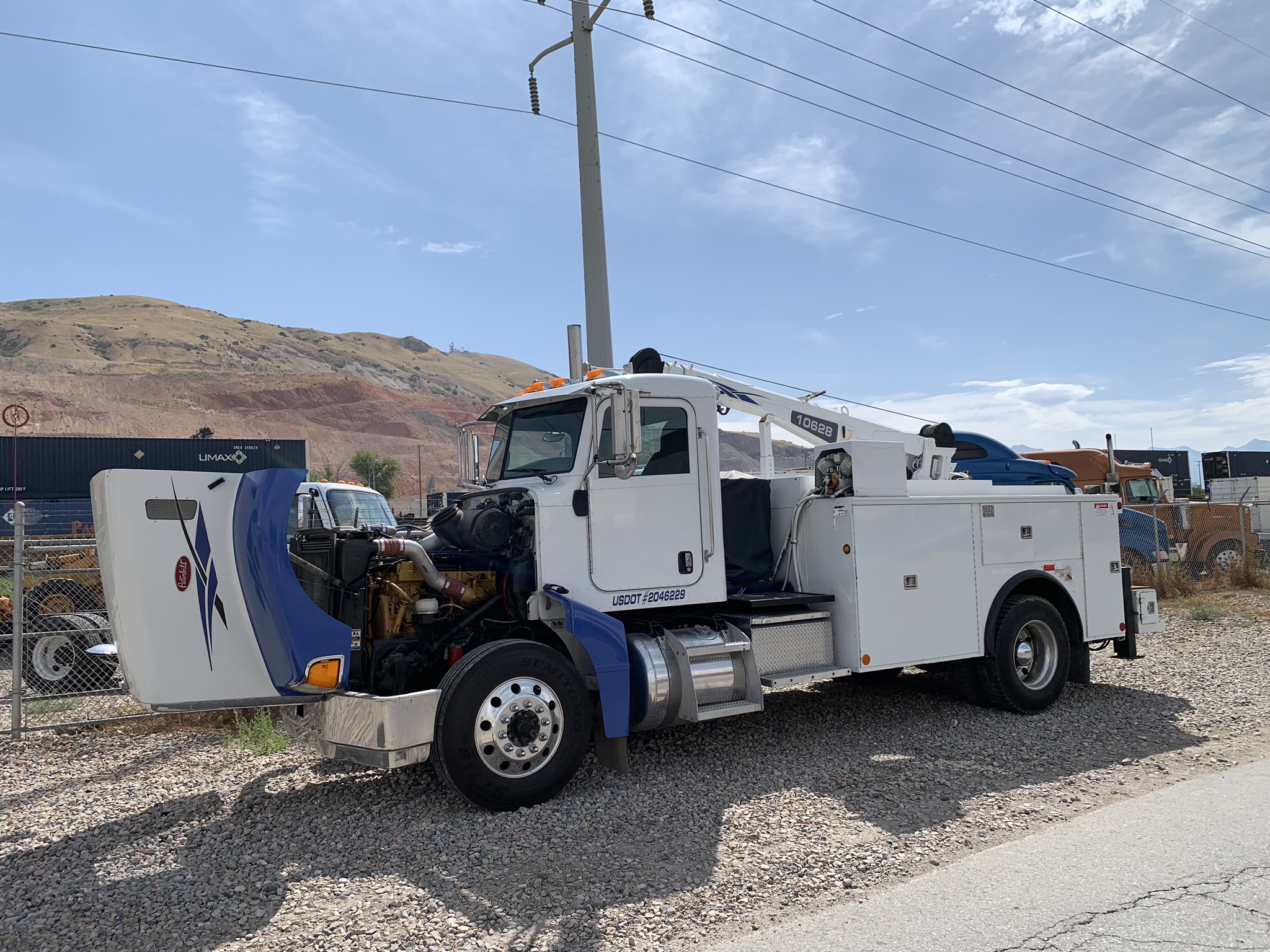 385 SERVICE TRUCK Dogface Heavy Equipment Sales Dogface Heavy