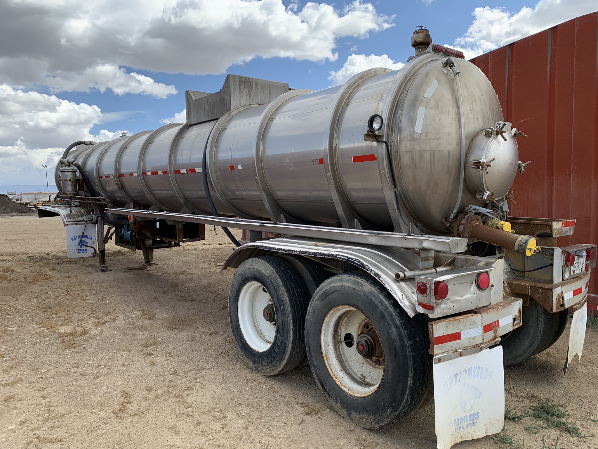 2 STAINLESS STEEL 5,000 GALLON VAC PUMP TRAILERS Dogface Heavy