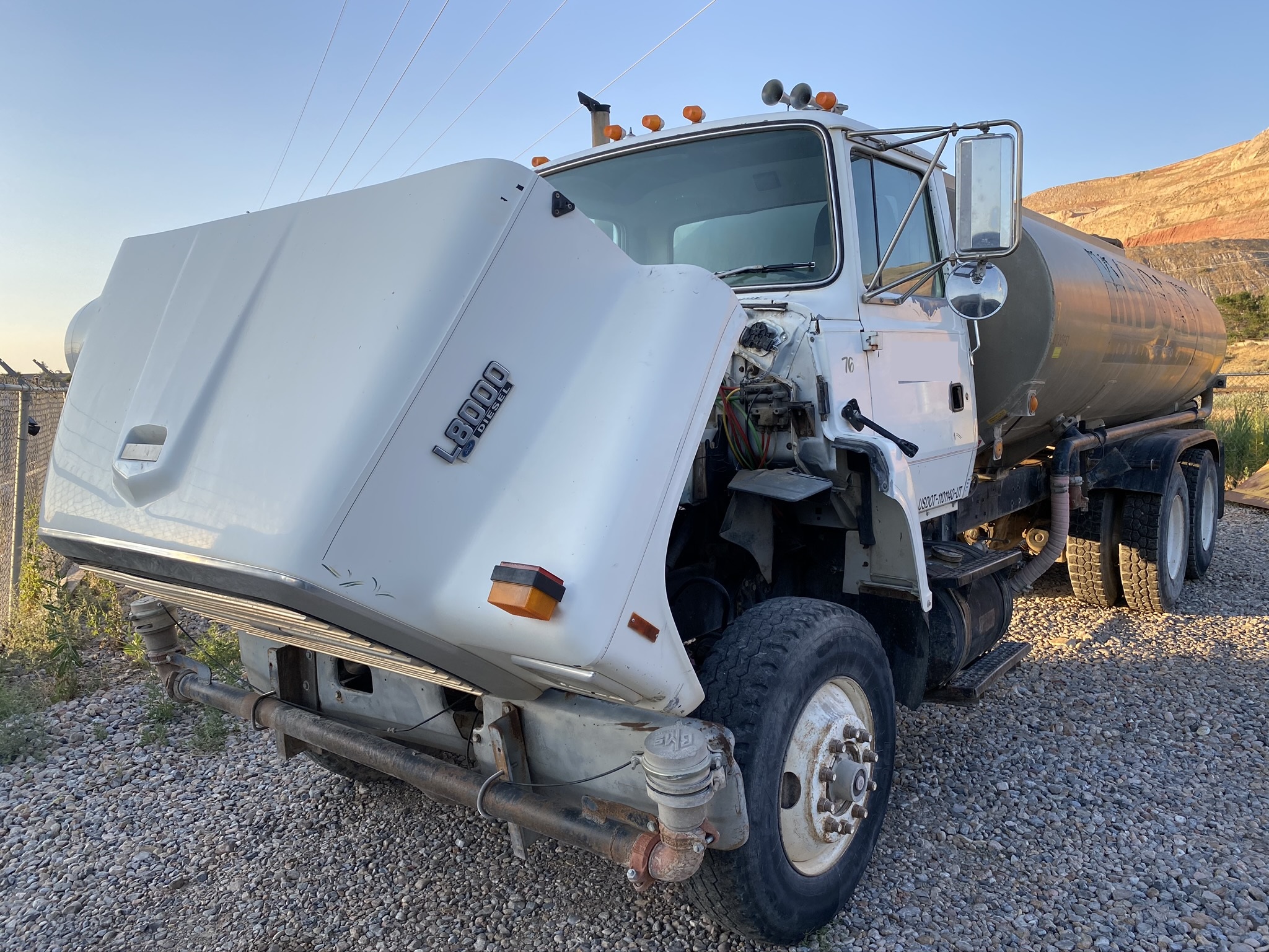 L8000 4000 GALLON WATER TRUCK Dogface Heavy Equipment Sales Dogface