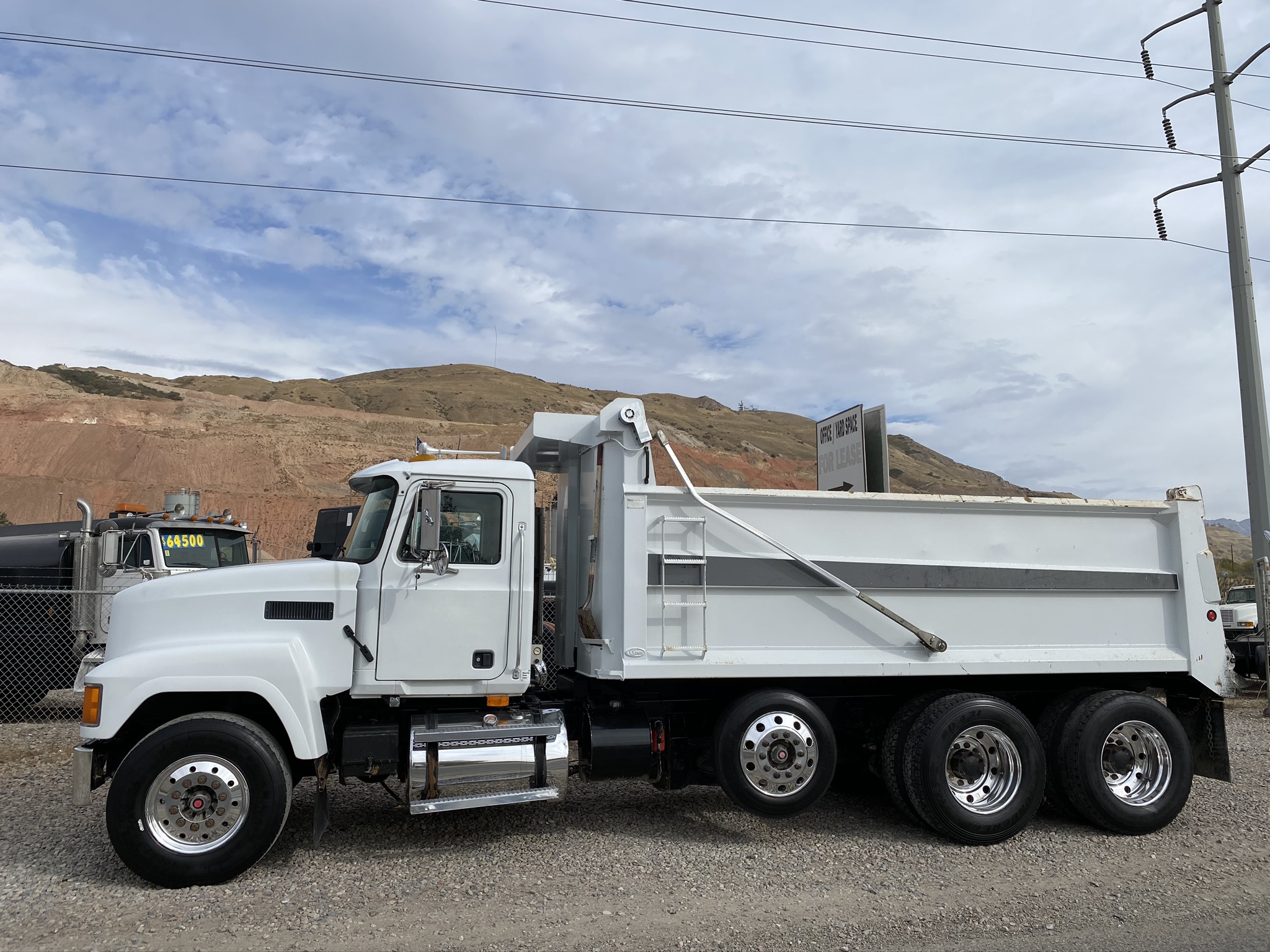 CH600 4 AXLE ROCK BED DUMP TRUCK Dogface Heavy Equipment Sales