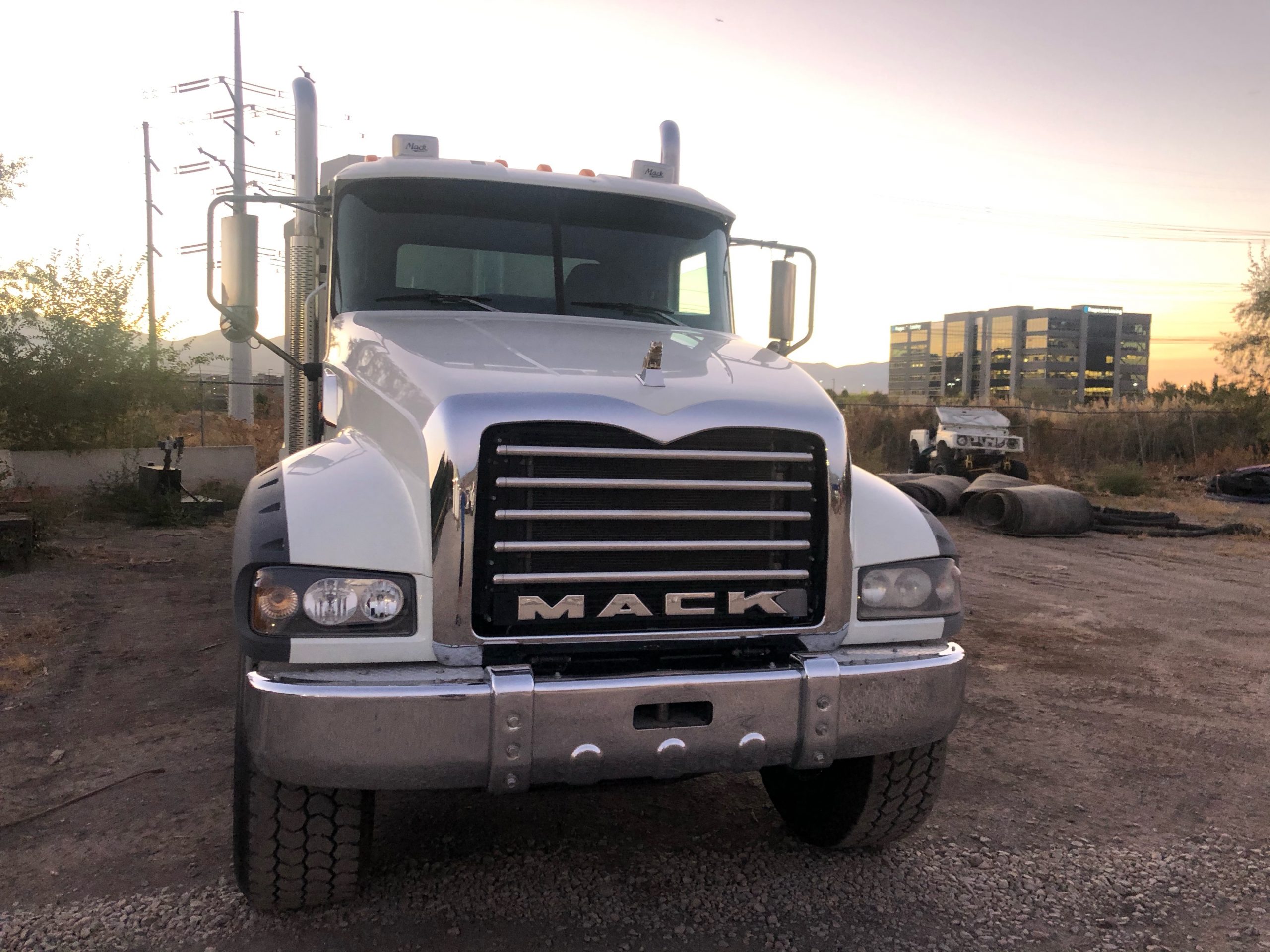 GRANITE SERIES 5 AXLE DUMP TRUCK Dogface Heavy Equipment Sales