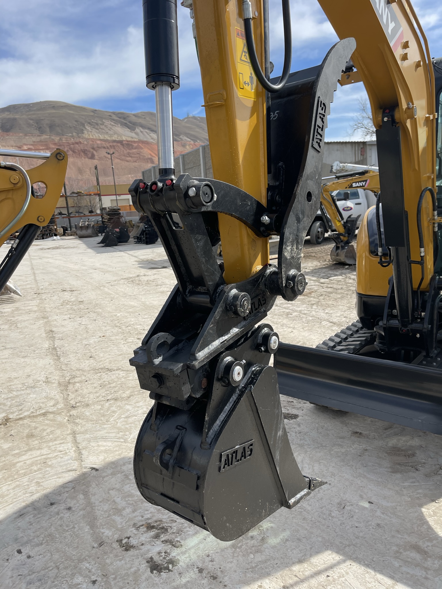 SANY SY35U Mini Excavator Utah, Nevada, Idaho Dogface Equipment