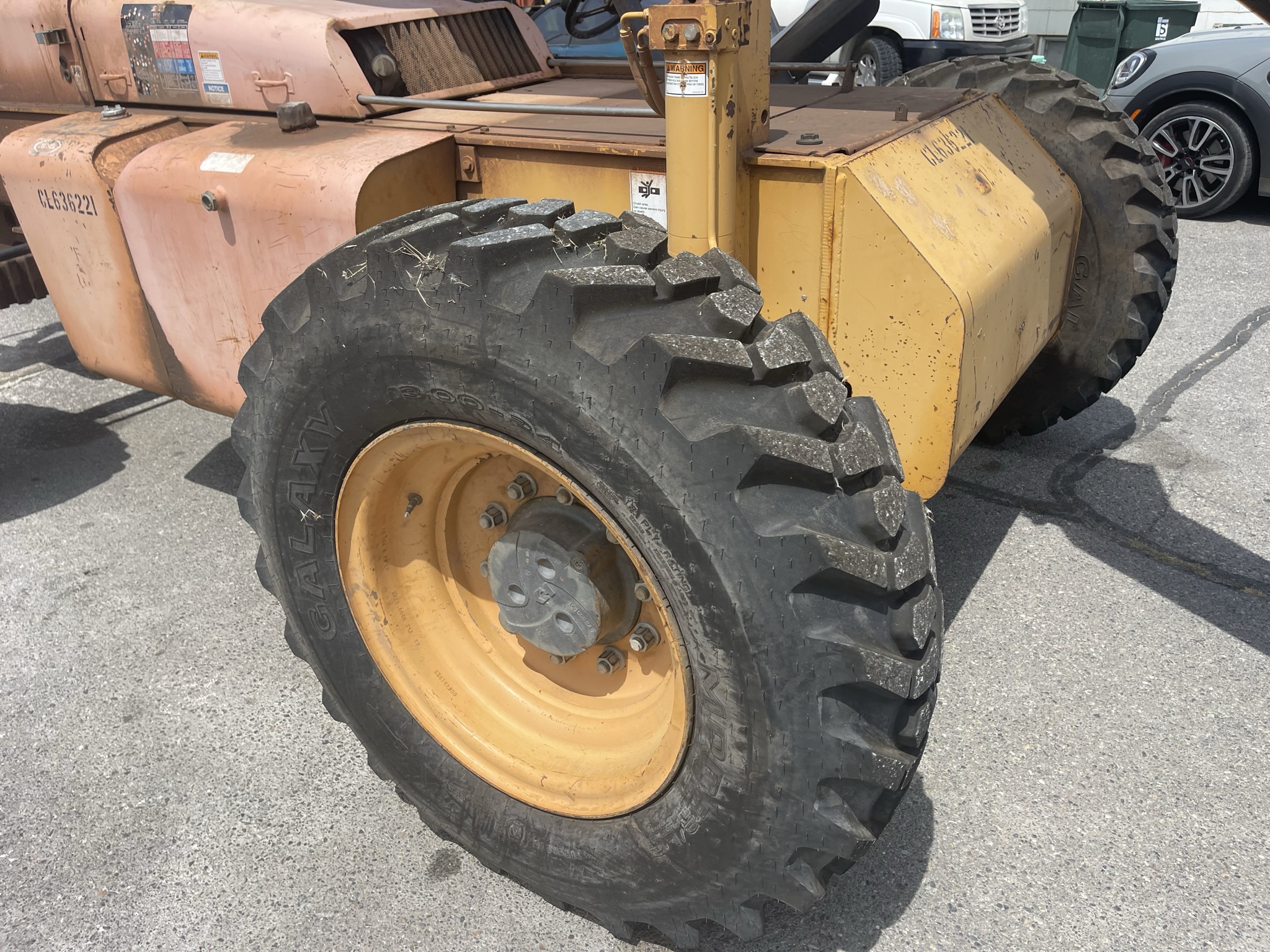 686G 6000 RT FORKLIFT Dogface Heavy Equipment Sales Dogface Heavy