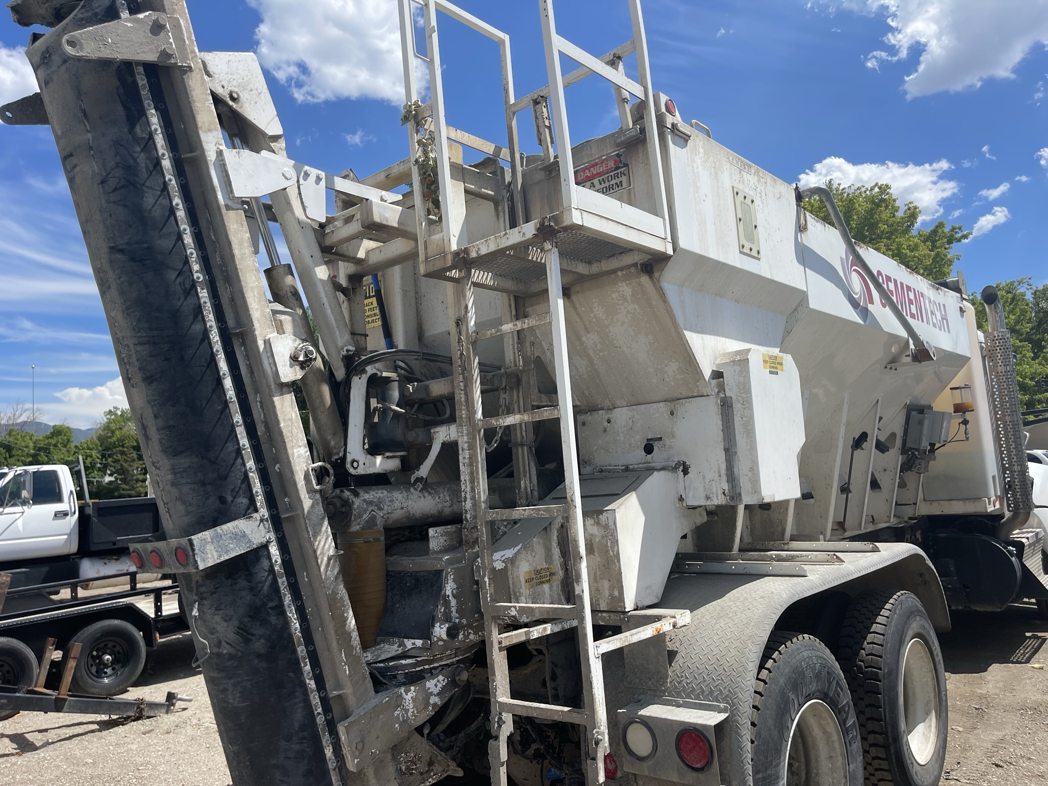 T880 CEMENTECH MCD8 VOLUMETRIC CONCRETE TRUCK Dogface Heavy Equipment