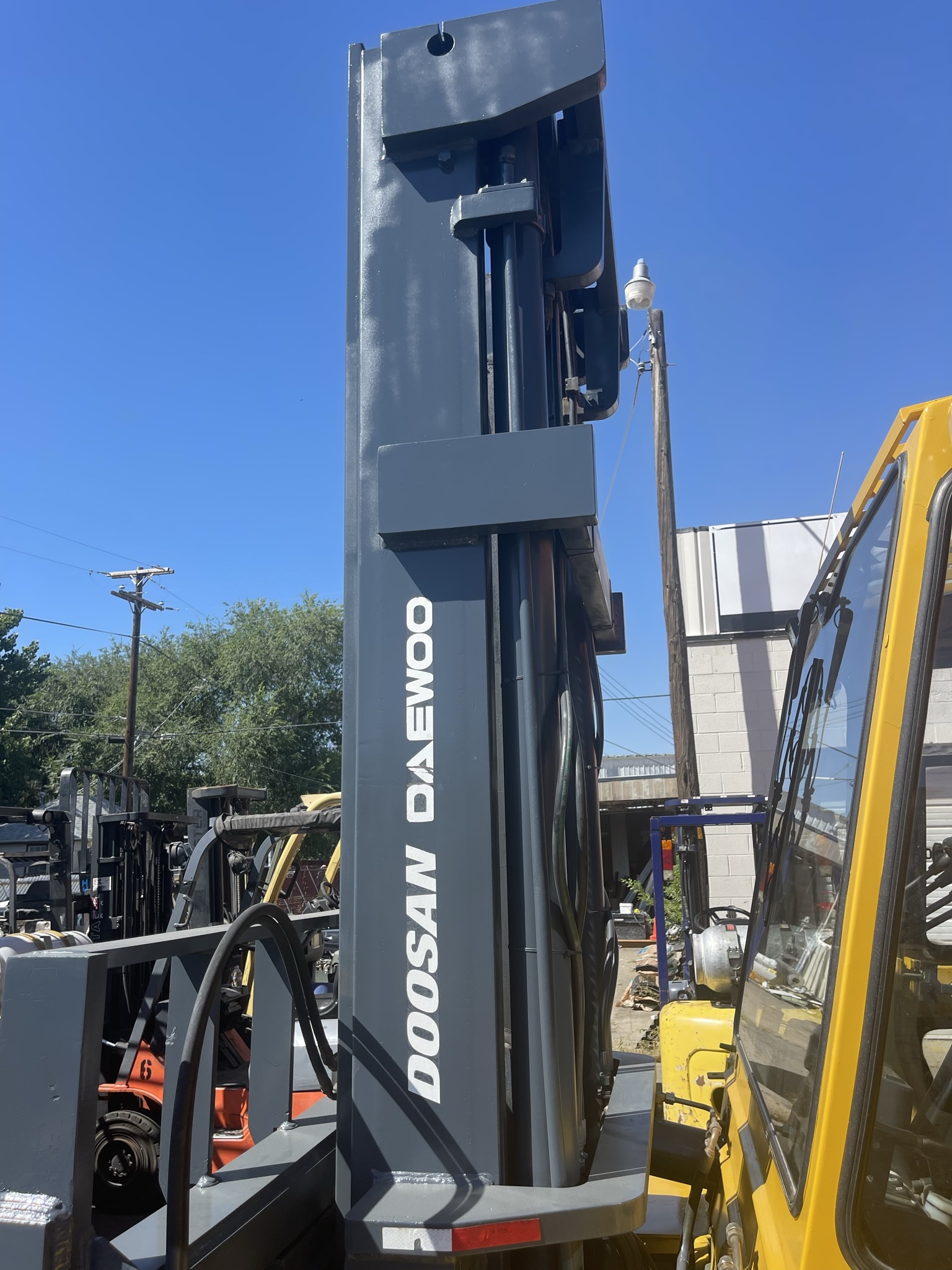 D70S 14000 POUND FORKLIFT Dogface Heavy Equipment Sales Dogface