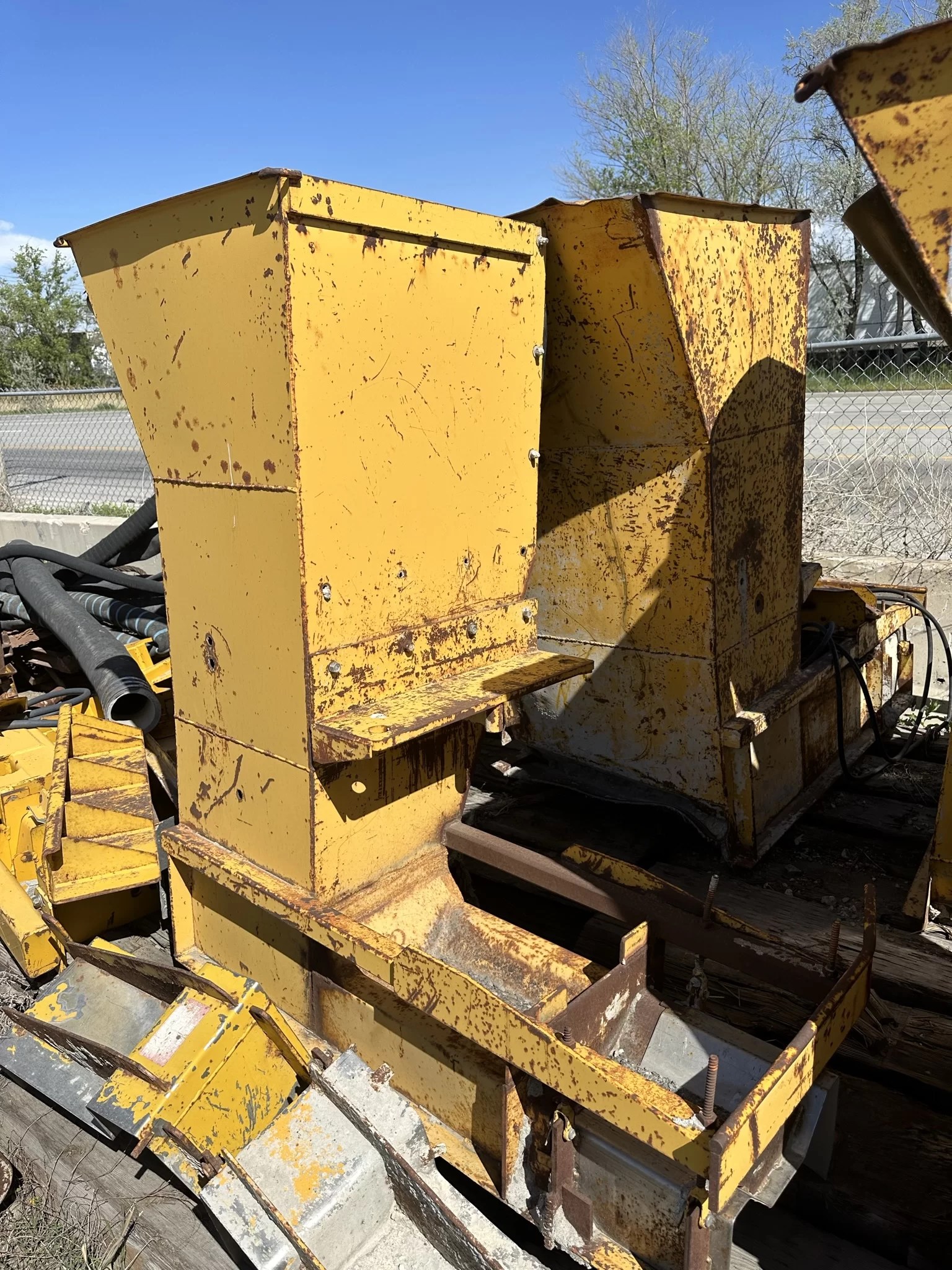 GT 3600 CURB CONCRETE MACHINE Dogface Heavy Equipment Sales Dogface