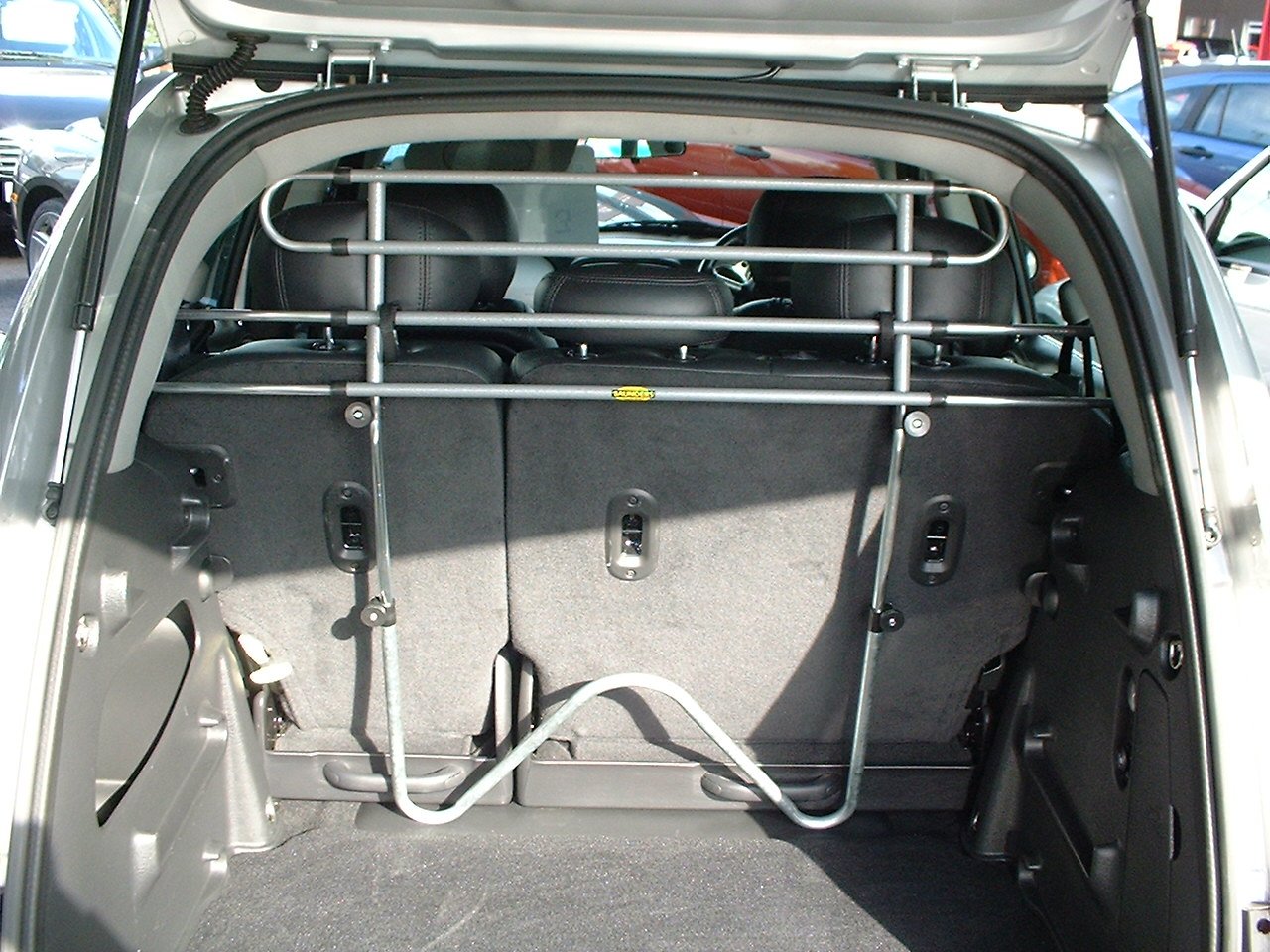 Saunders Tubular Dog Guards