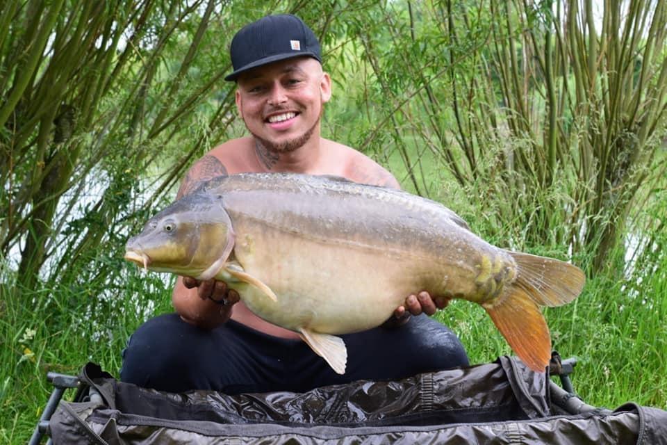 Carp Gallery Dog Lane Fishery Fishing, Caravan & Camping Park in Warwickshire