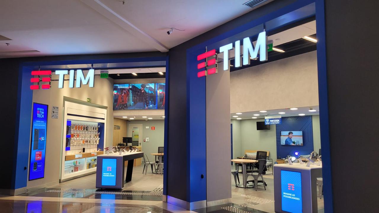 TIM inaugura primeira loja conceito em Aracaju Dois Terços