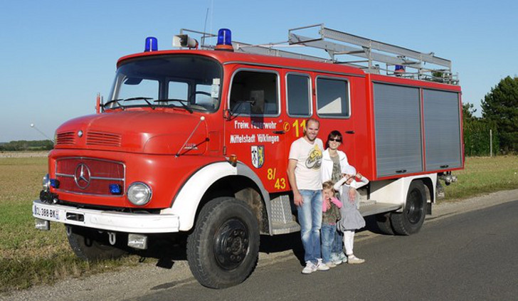 Family Tours America in a Mercedes Fire Truck Overland RV
