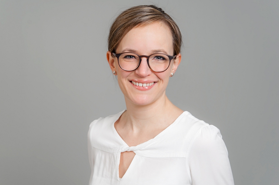 Frau Dr. Katharina Schaffland ist wieder an Bord! Dr. Schmid und