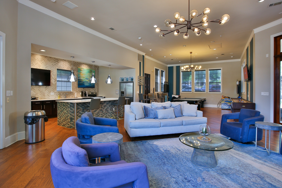 Domain Communities » Falconhead