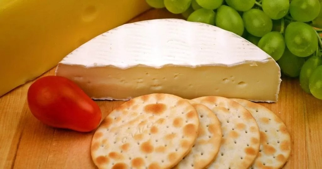 Perché i crackers hanno i buchi? Domande Impossibili