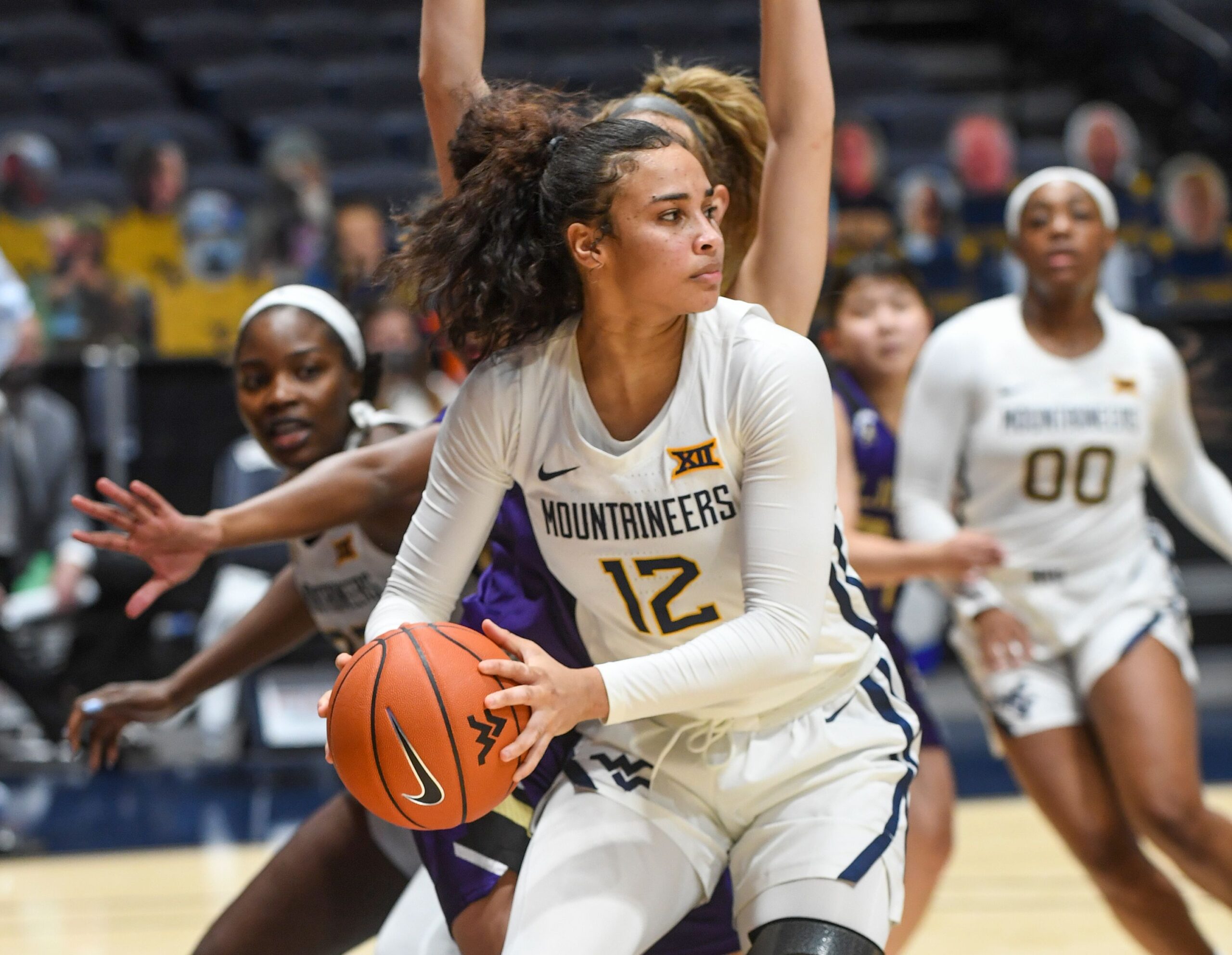 Esmery Martinez's historic doubledouble leads West Virginia to 8051