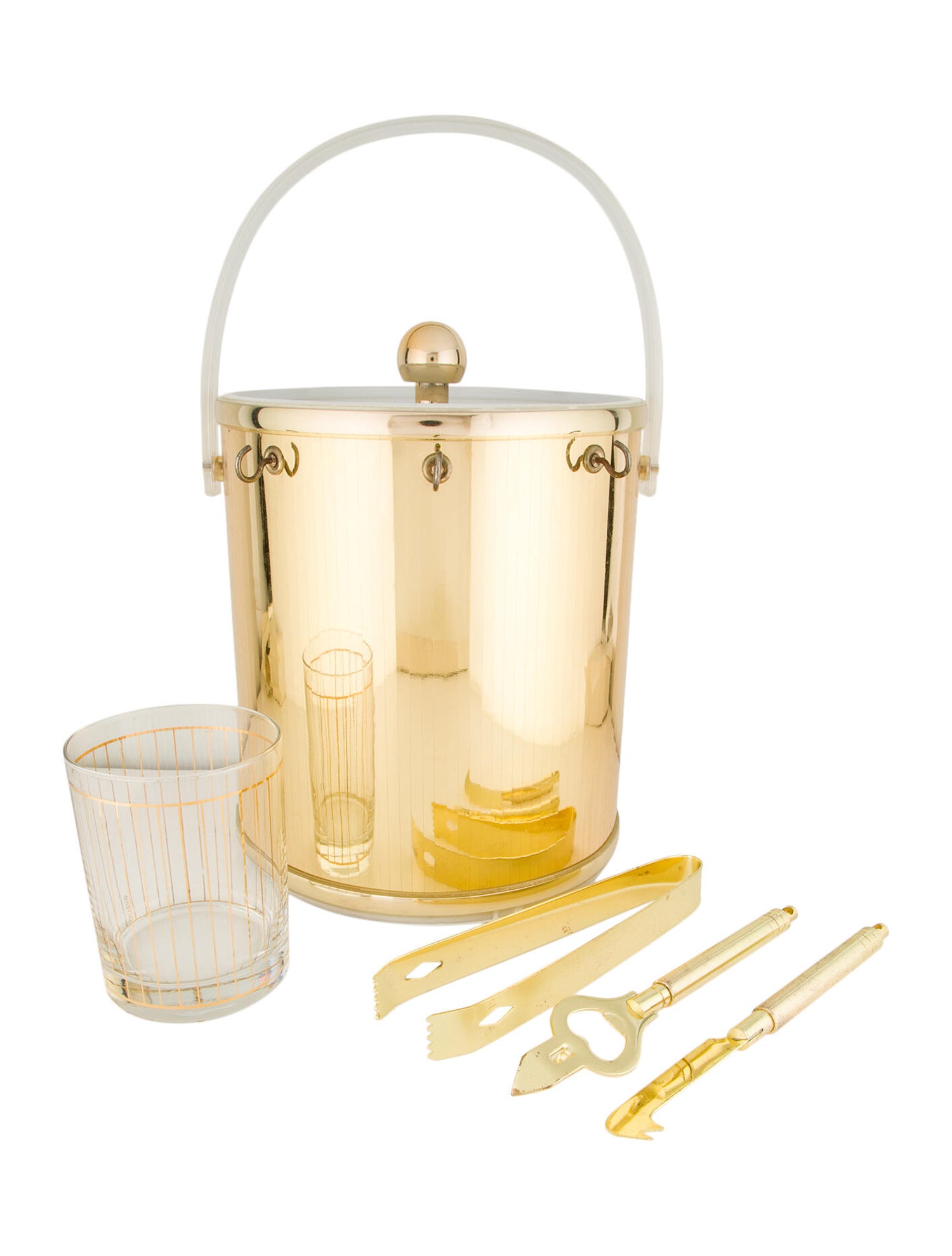 How to Find the Best Home Decor on The RealReal domino