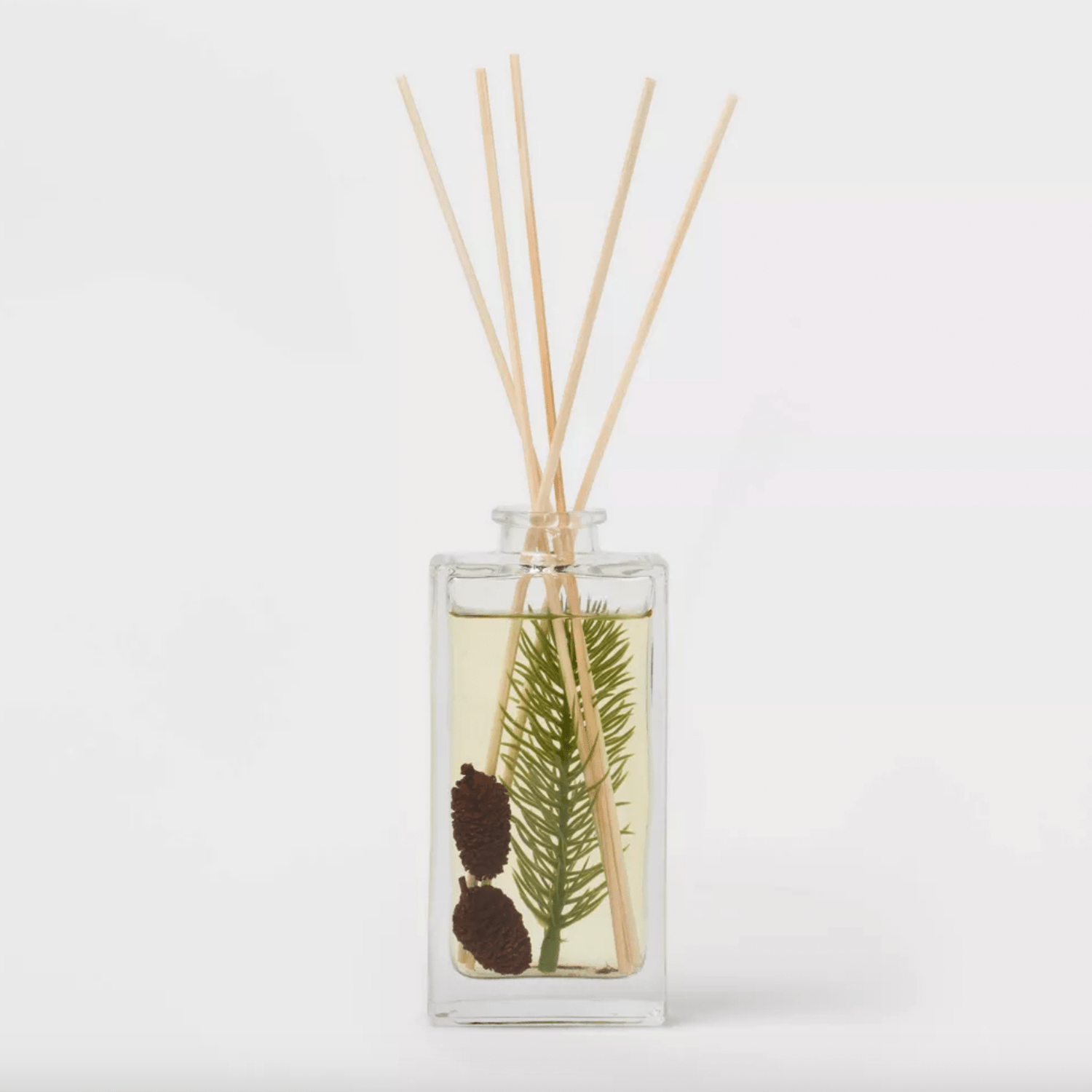 The Best Reed Diffusers to Shop for Winter Scents domino